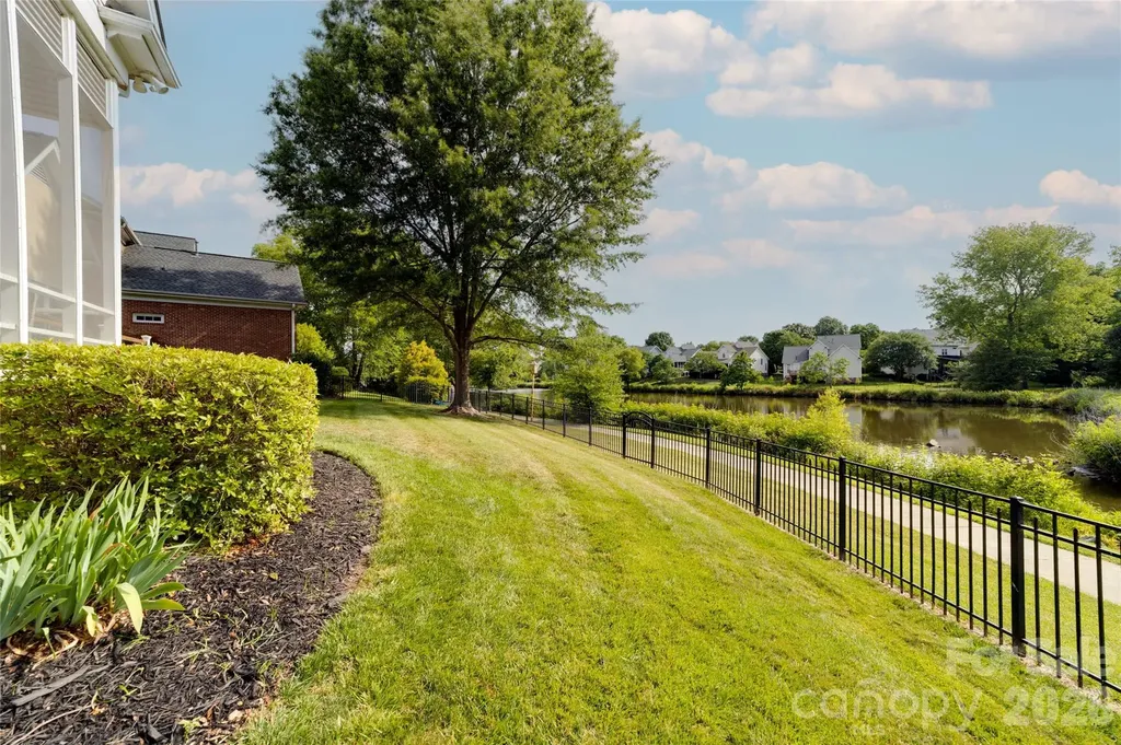 7841 Compton Court Charlotte NC 28270