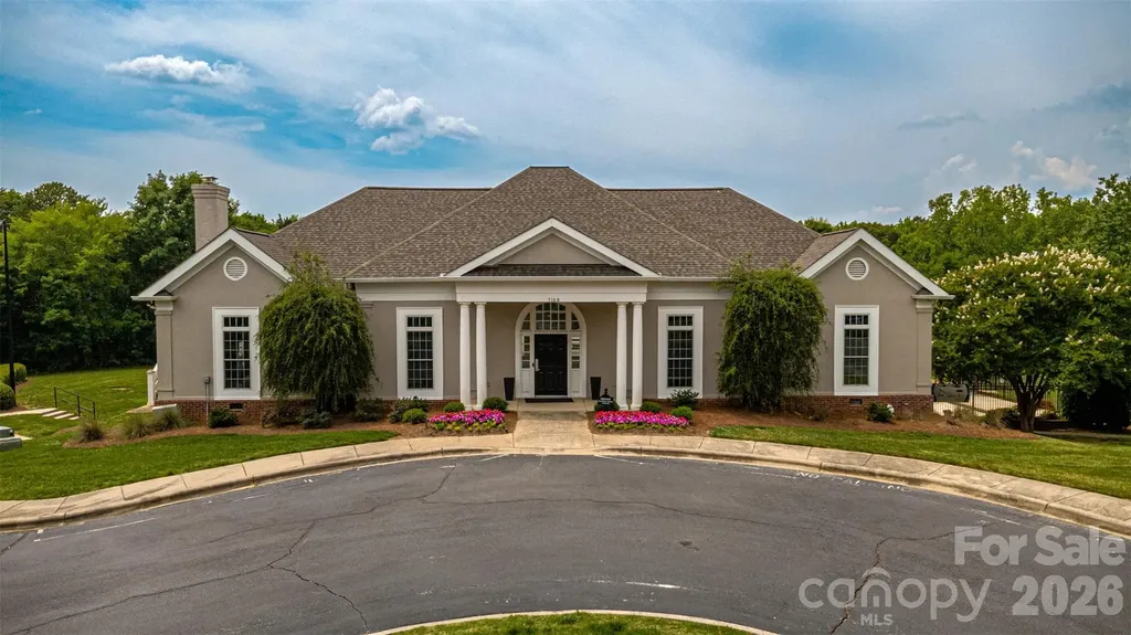7841 Compton Court Charlotte NC 28270