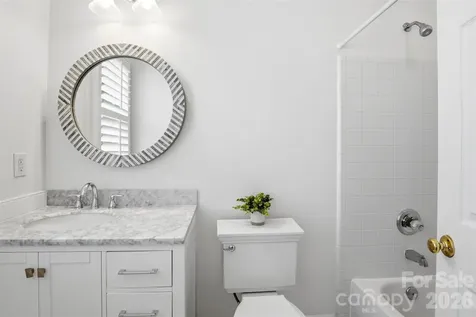 7841 Compton Court Charlotte NC 28270