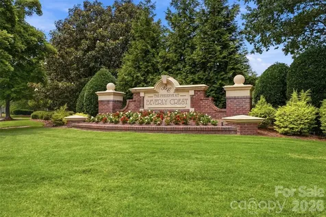 7841 Compton Court Charlotte NC 28270