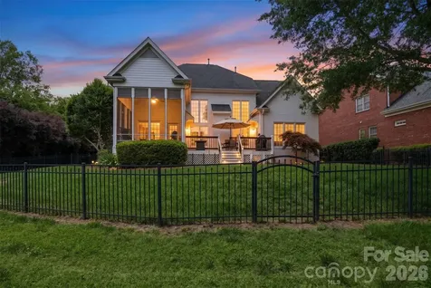 7841 Compton Court Charlotte NC 28270