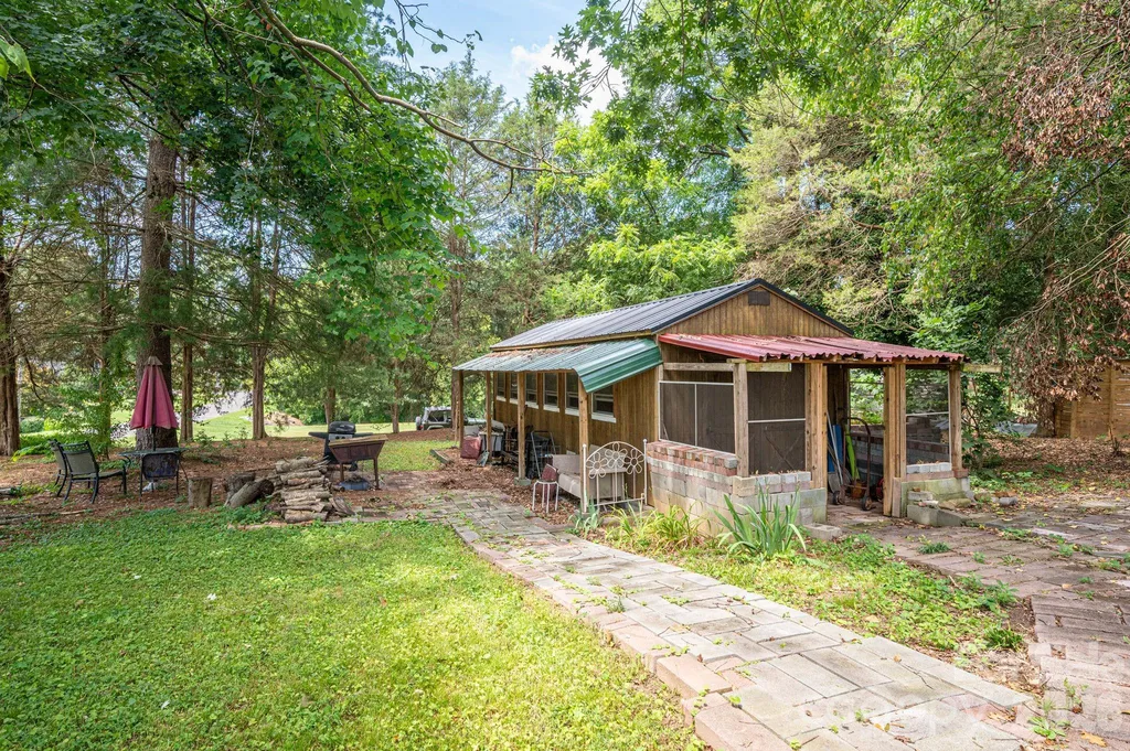 601 Forney Avenue Lincolnton NC 28092