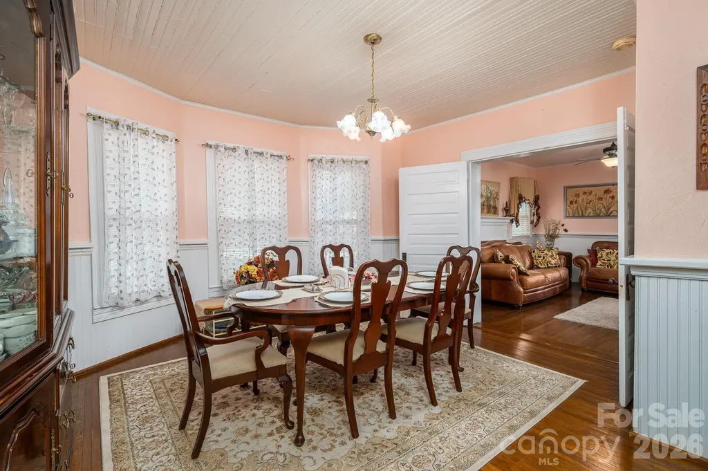 601 Forney Avenue Lincolnton NC 28092