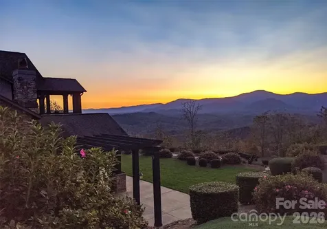 Lot 261 Rock Ledge Drive Lake Lure NC 28746