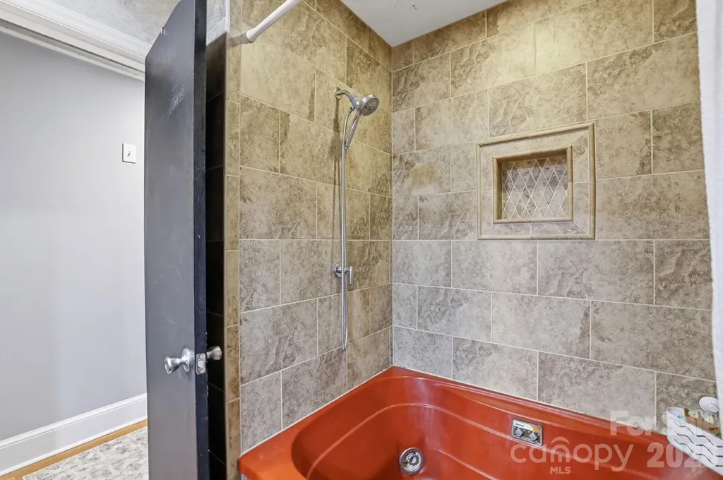 7419 Meadowdale Lane Charlotte NC 28212