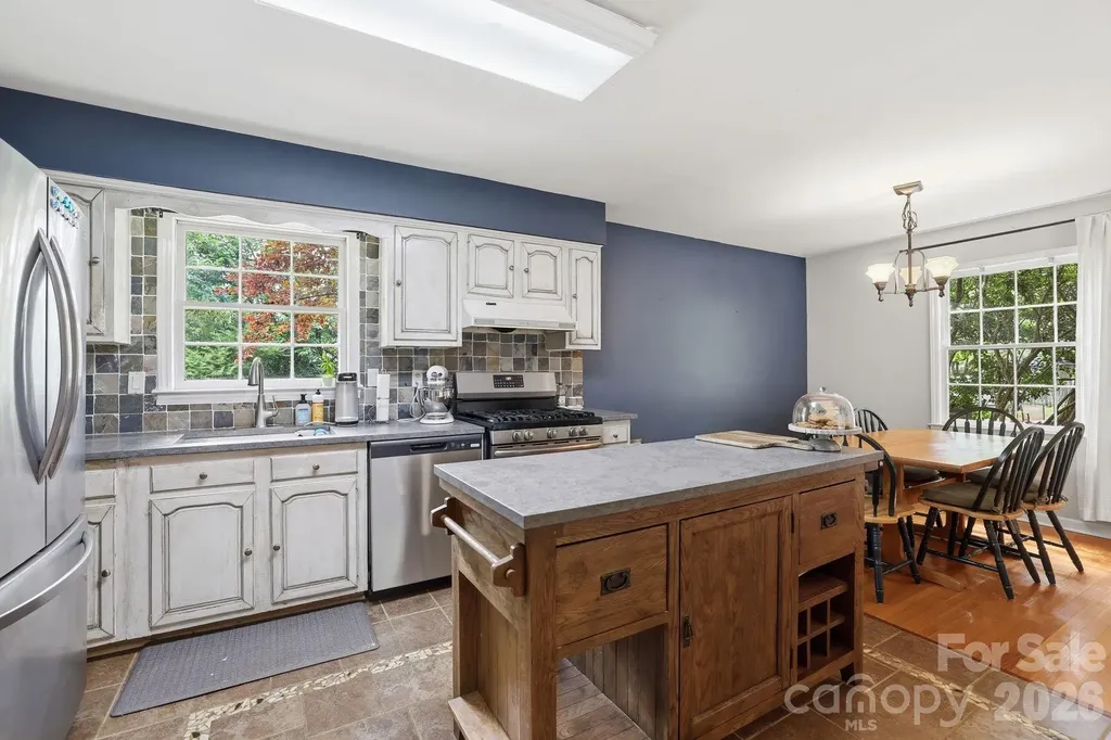 7419 Meadowdale Lane Charlotte NC 28212