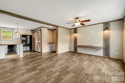 22 Split Pine Cove Clyde NC 28721