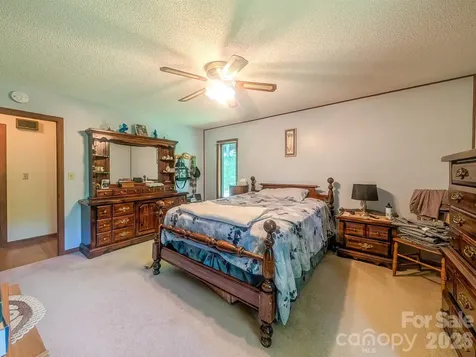 114 Dewberry Lane Burnsville NC 28705