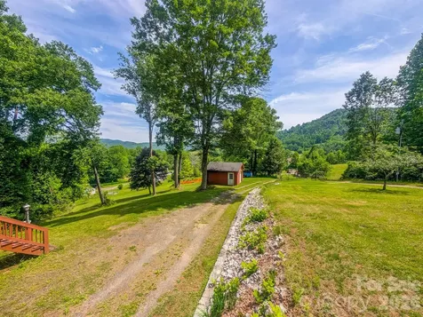 114 Dewberry Lane Burnsville NC 28705