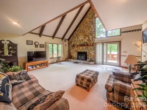 114 Dewberry Lane Burnsville NC 28705