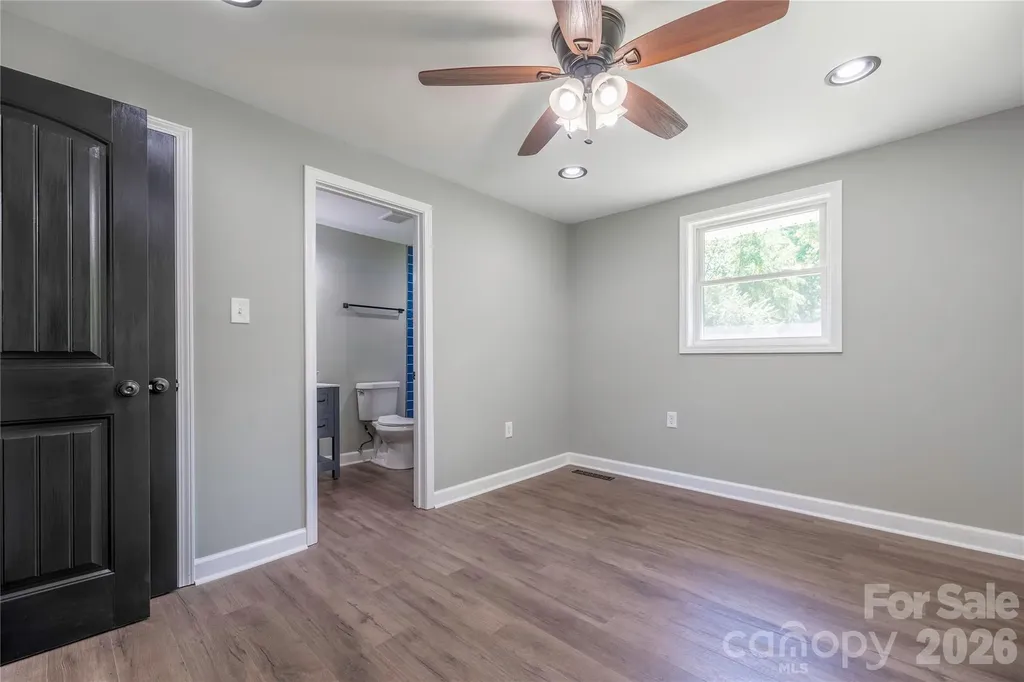 404 Dogwood Lane Statesville NC 28625