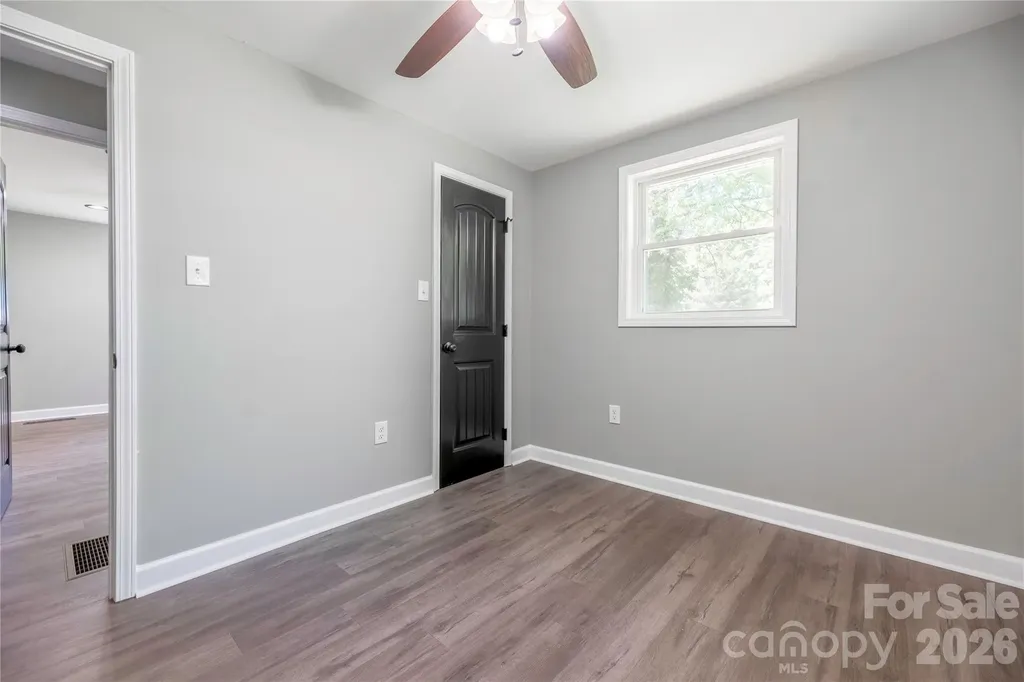 404 Dogwood Lane Statesville NC 28625