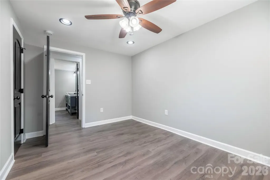 404 Dogwood Lane Statesville NC 28625
