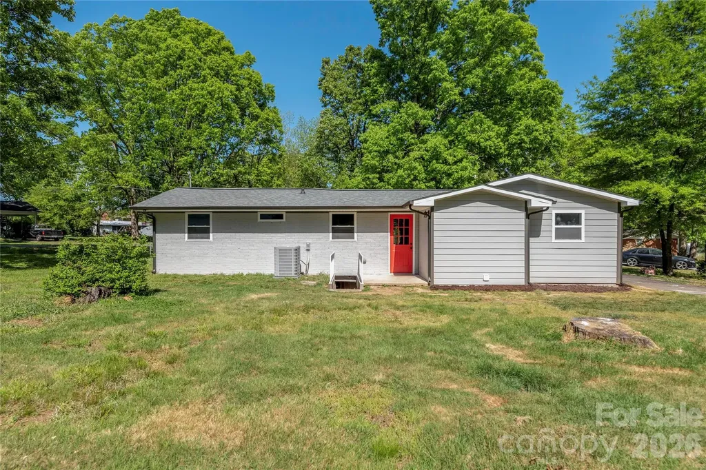 404 Dogwood Lane Statesville NC 28625