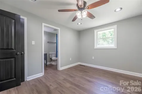 404 Dogwood Lane Statesville NC 28625