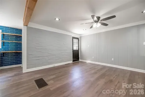 404 Dogwood Lane Statesville NC 28625
