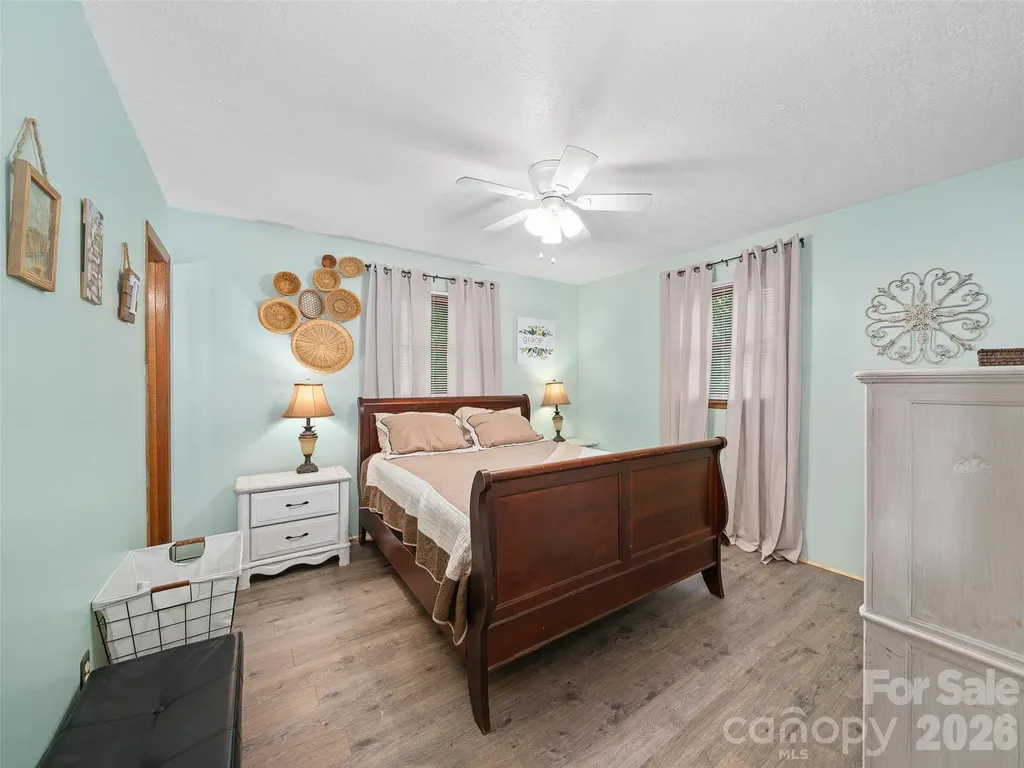 839 Mckinney Road Burnsville NC 28714