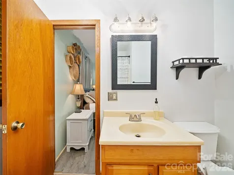 839 Mckinney Road Burnsville NC 28714