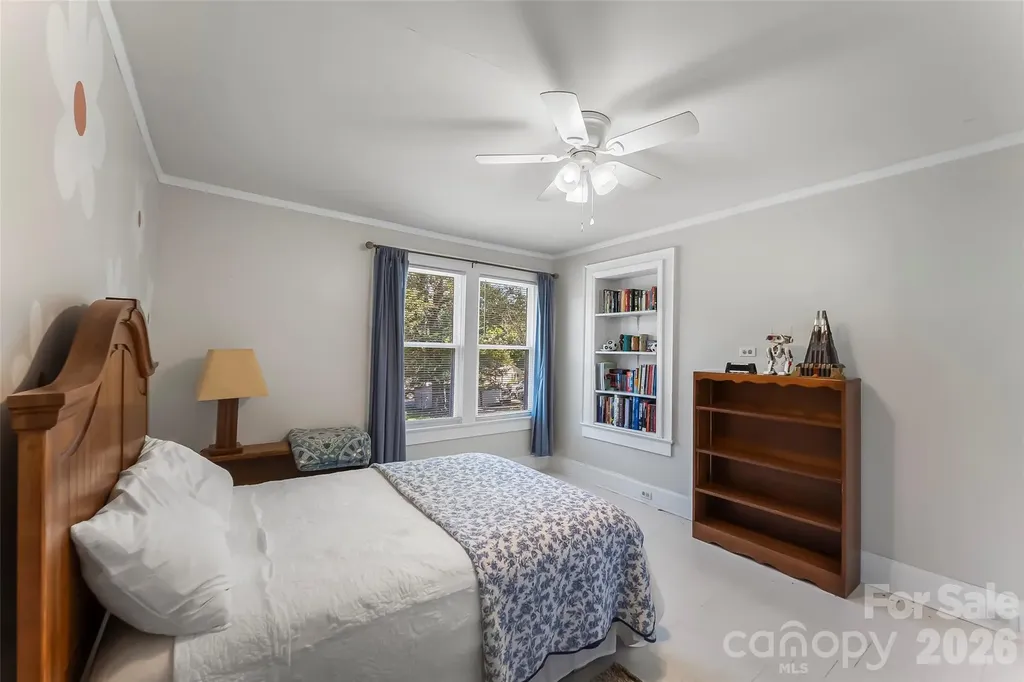 101 Falls Street Morganton NC 28655