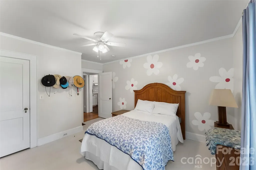101 Falls Street Morganton NC 28655