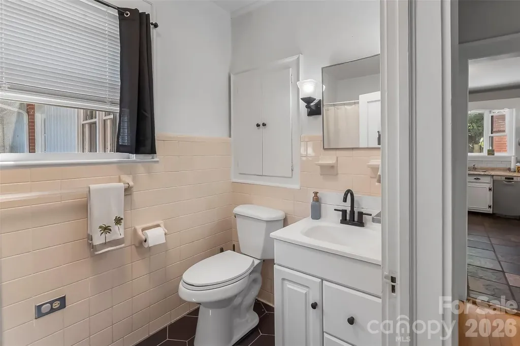 101 Falls Street Morganton NC 28655