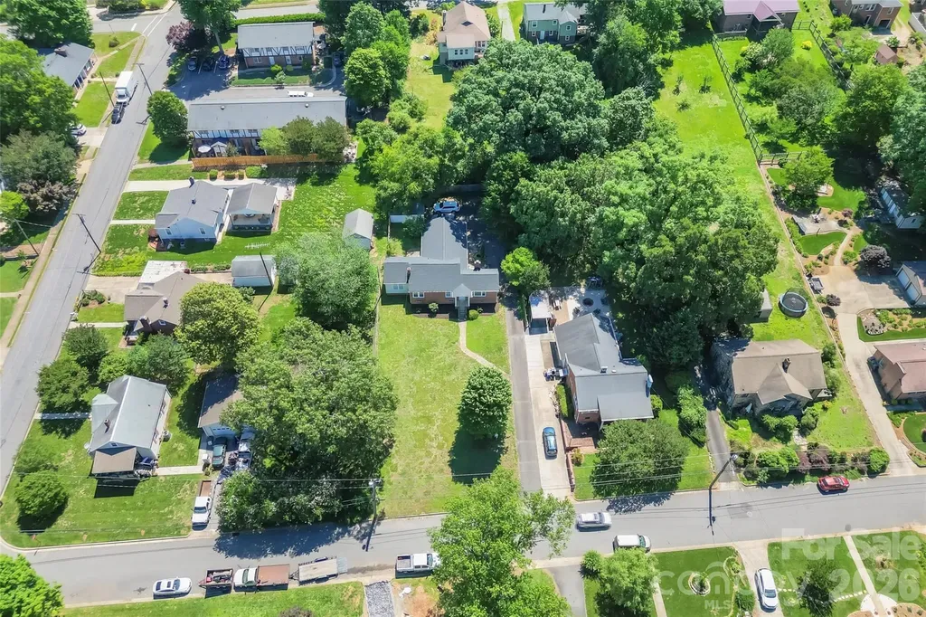 101 Falls Street Morganton NC 28655