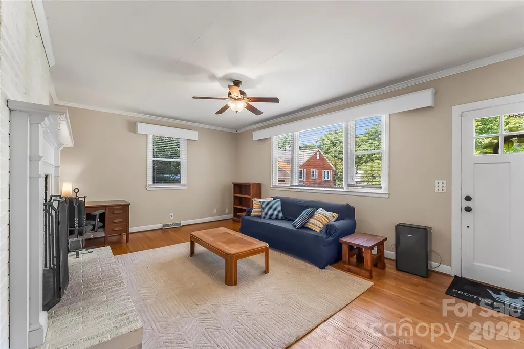 101 Falls Street Morganton NC 28655