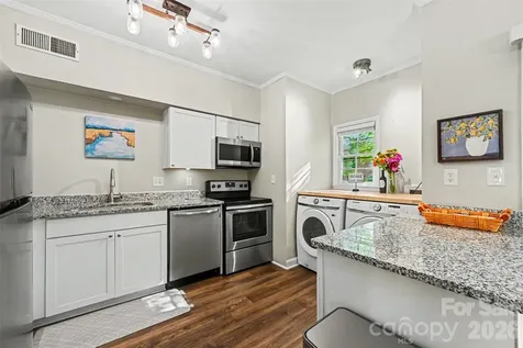 5925 Quail Hollow Road Charlotte NC 28210