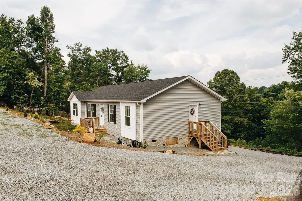 70 S Cascades Drive Nebo NC 28761