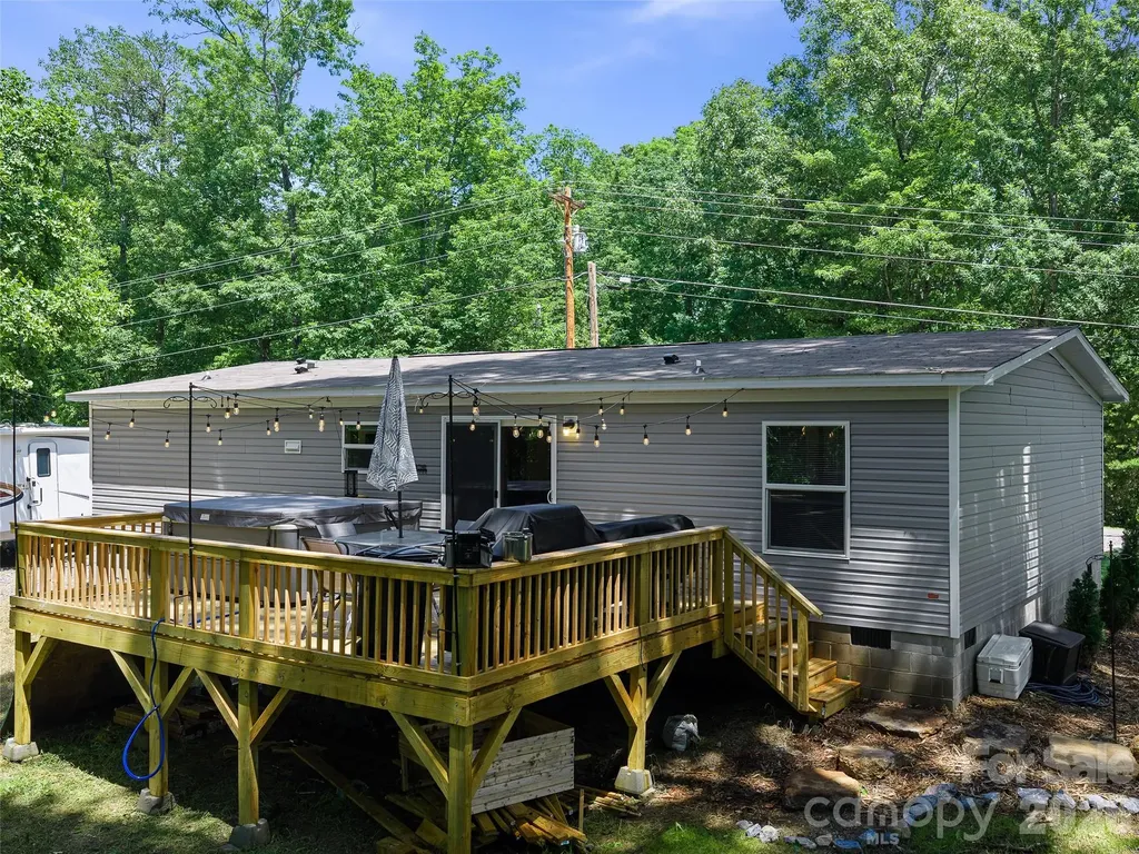 151 Mourning Dove Drive Marion NC 28752