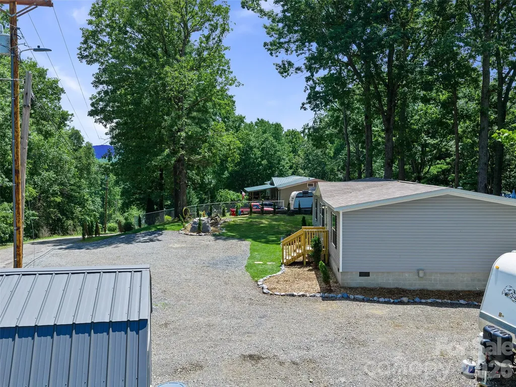 151 Mourning Dove Drive Marion NC 28752