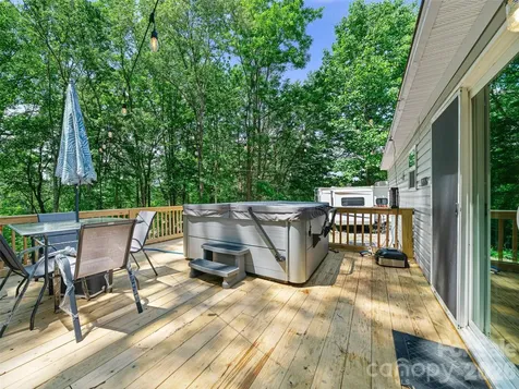 151 Mourning Dove Drive Marion NC 28752