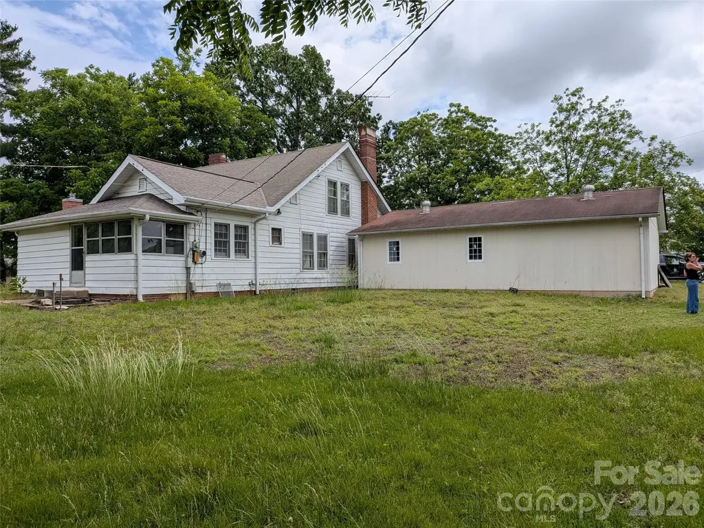 2618 Oakview Drive SW Concord NC 28027