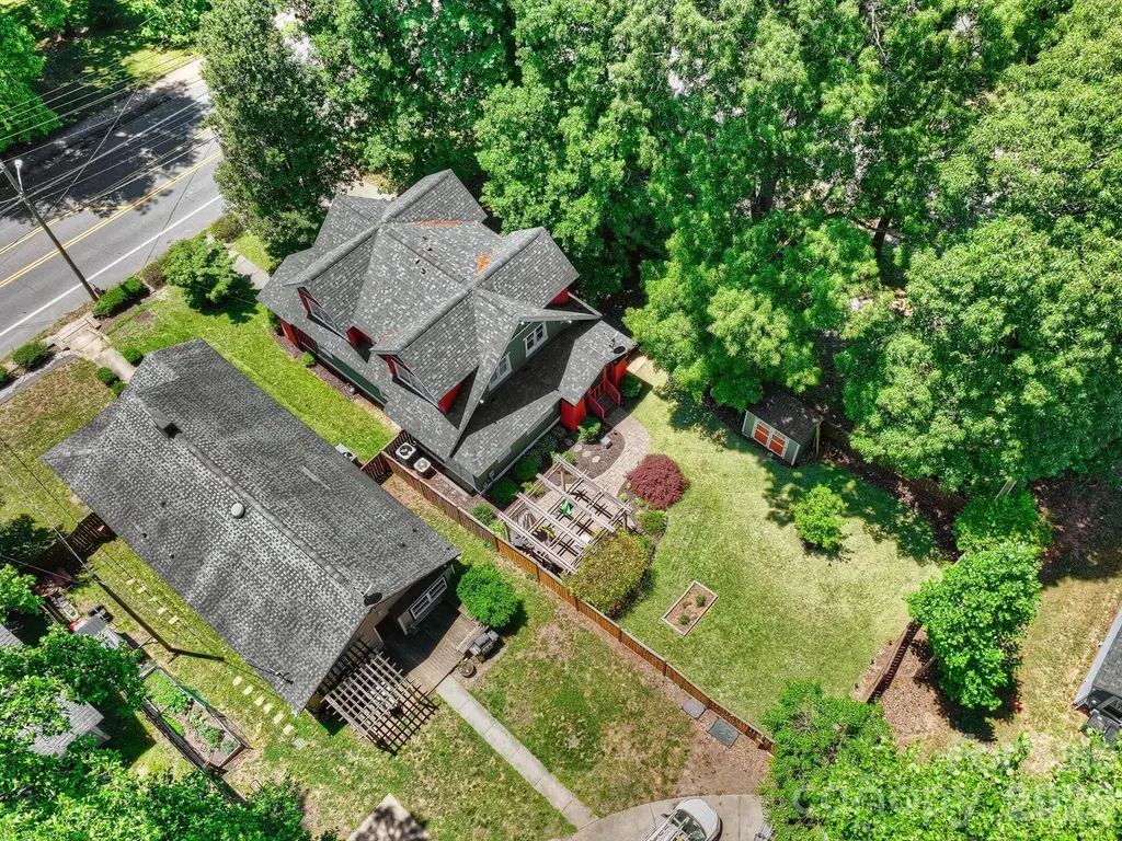 2024 Rozzelles Ferry Road Charlotte NC 28208