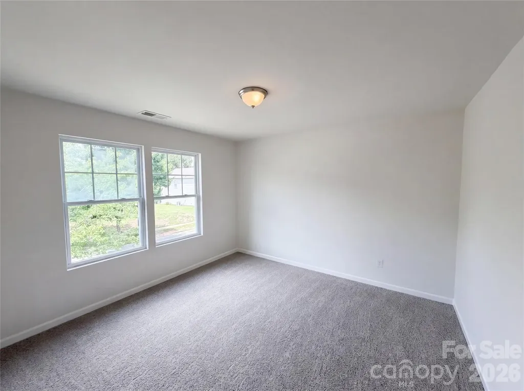 2534 Stream Bank Drive Charlotte NC 28269