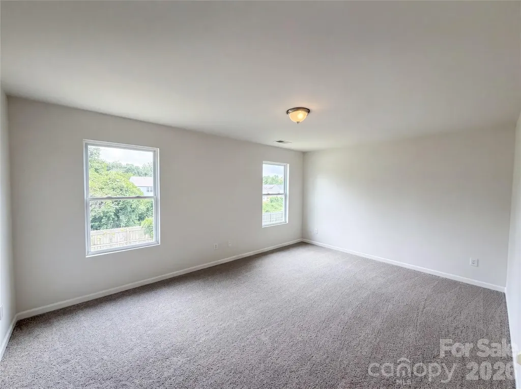 2534 Stream Bank Drive Charlotte NC 28269