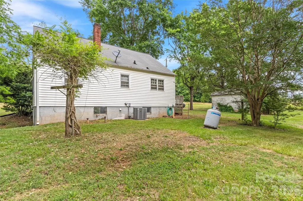 141 Vanzant Road Mocksville NC 27028