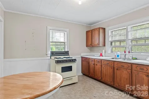 141 Vanzant Road Mocksville NC 27028