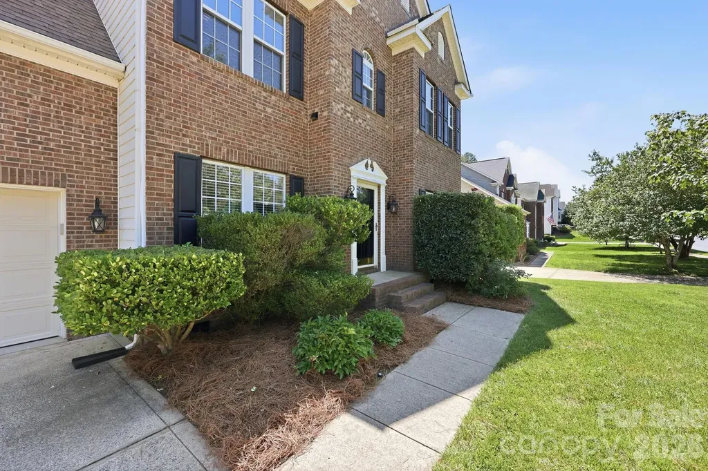 4439 Rock Stream Drive Charlotte NC 28269
