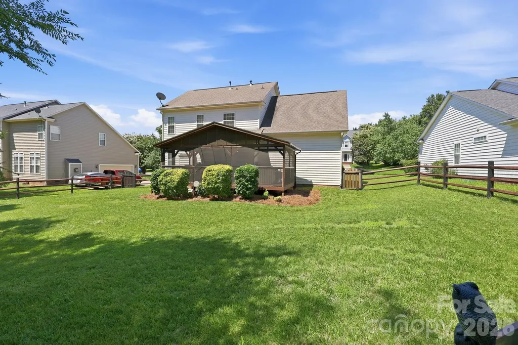 4439 Rock Stream Drive Charlotte NC 28269