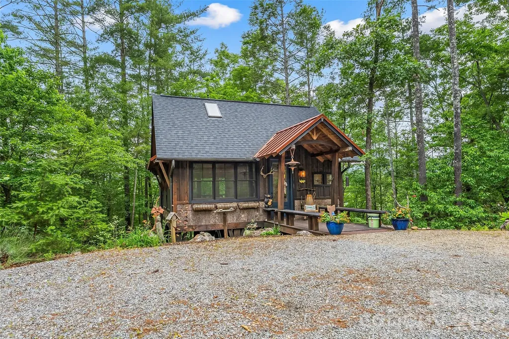 130 Settlement Ridge Drive Marion NC 28752