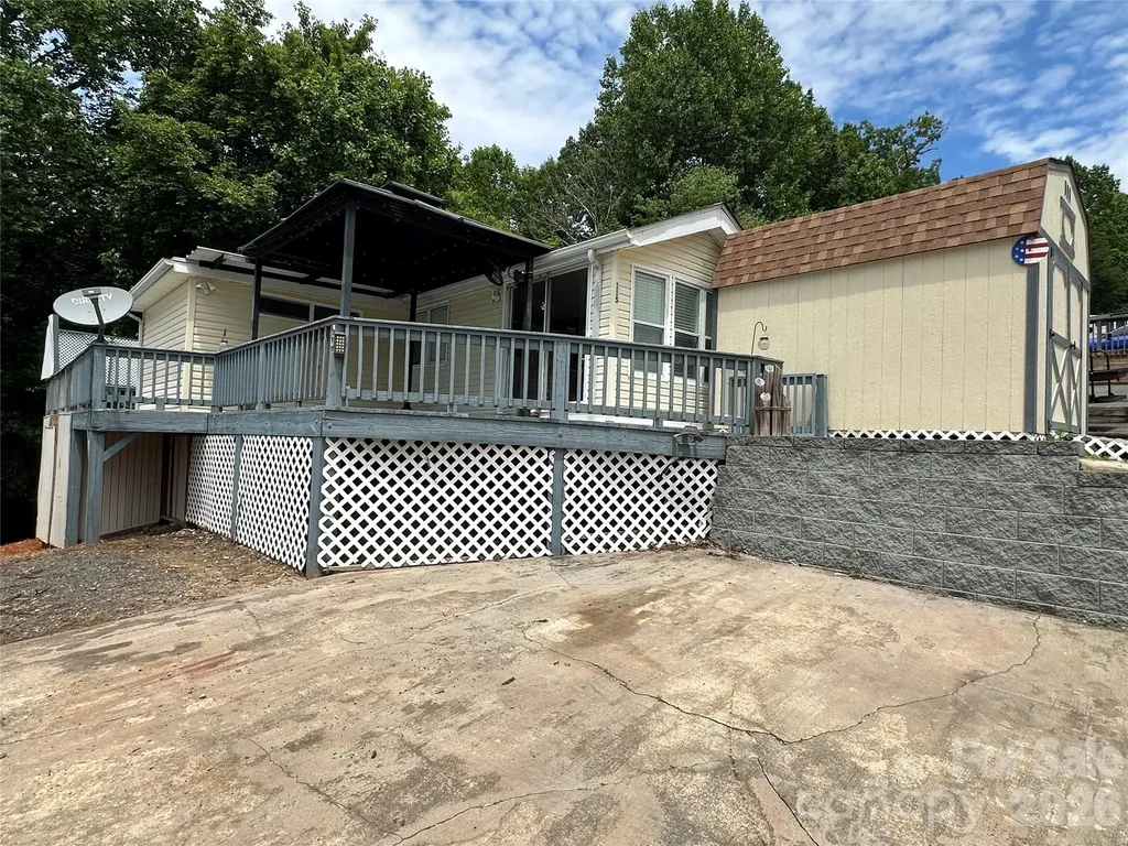 115 Badin View Road New London NC 28127