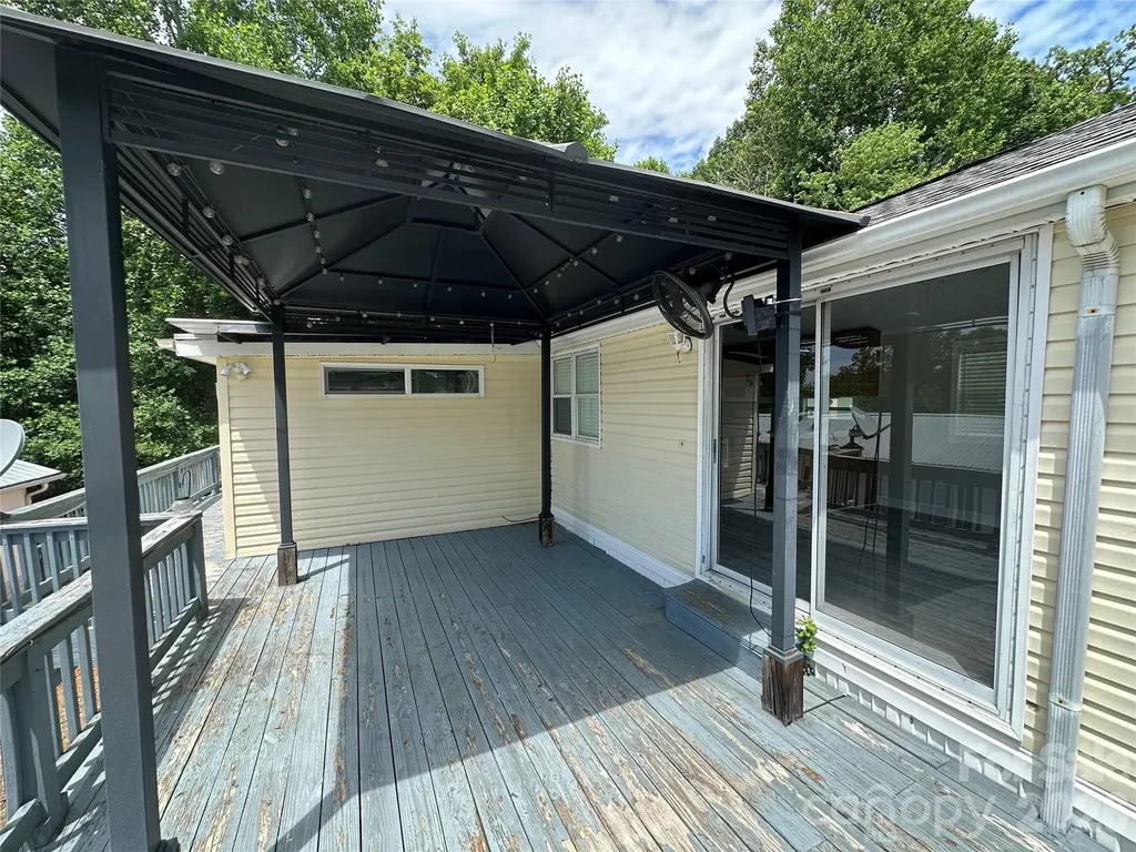 115 Badin View Road New London NC 28127