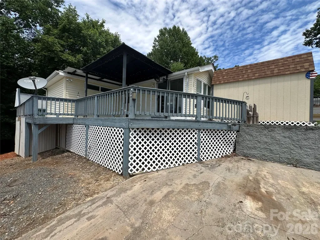 115 Badin View Road New London NC 28127