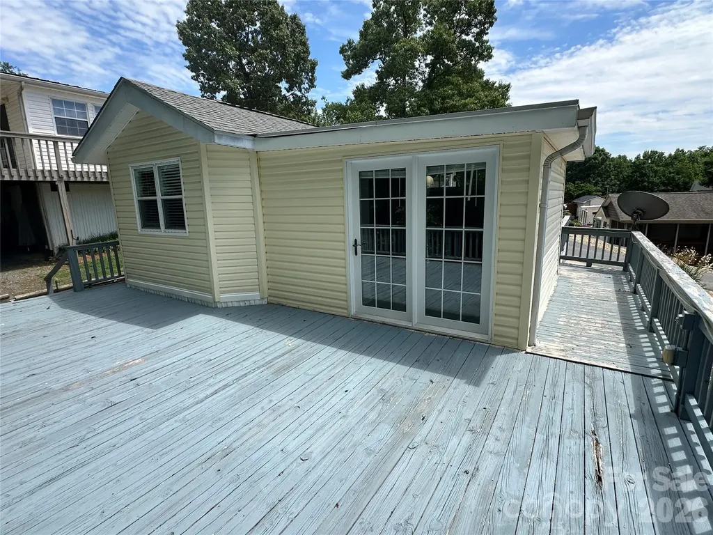 115 Badin View Road New London NC 28127