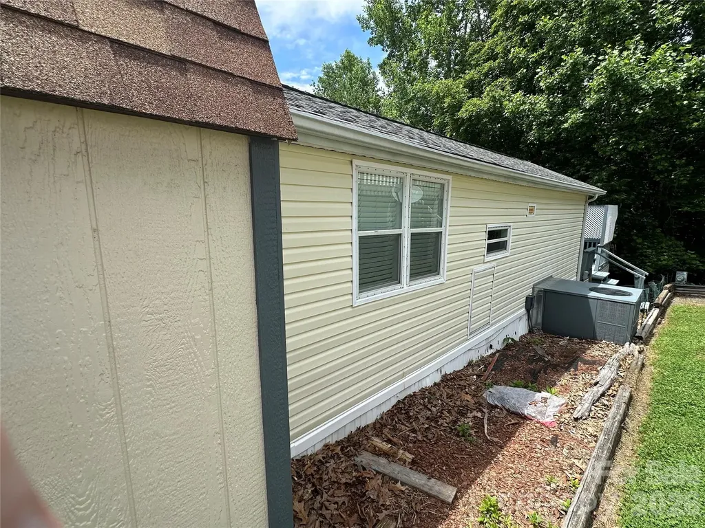 115 Badin View Road New London NC 28127