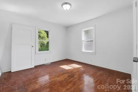 1208 E Arch Street Lancaster SC 29720
