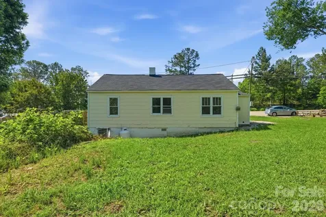 1208 E Arch Street Lancaster SC 29720