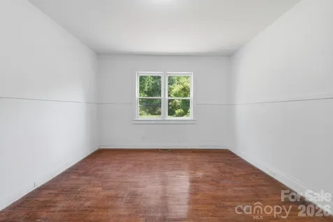 1208 E Arch Street Lancaster SC 29720