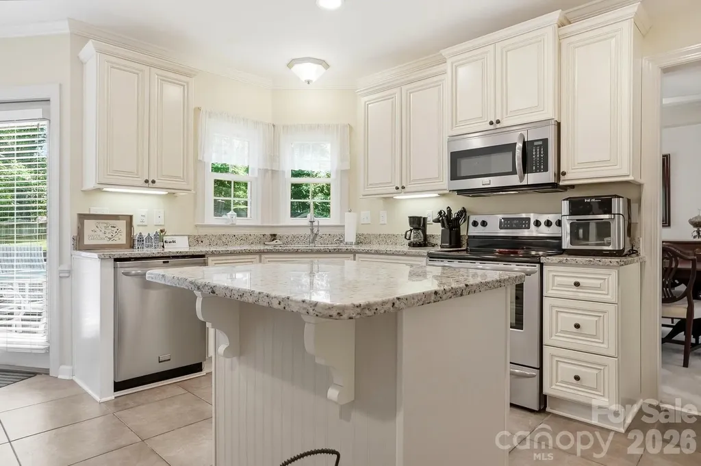 12100 Provincetowne Drive Charlotte NC 28277